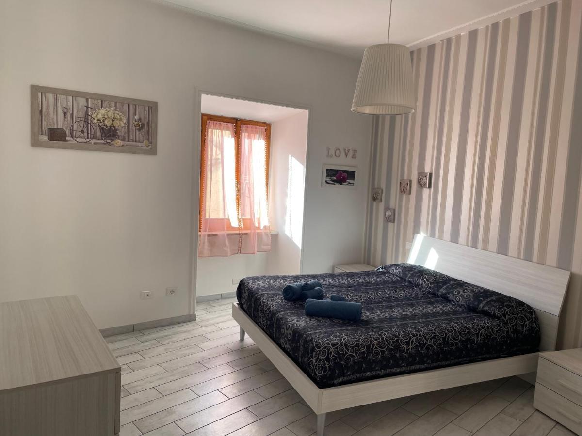 Vivere Il Borgo Sul Lago Дженцано ди Рома Екстериор снимка